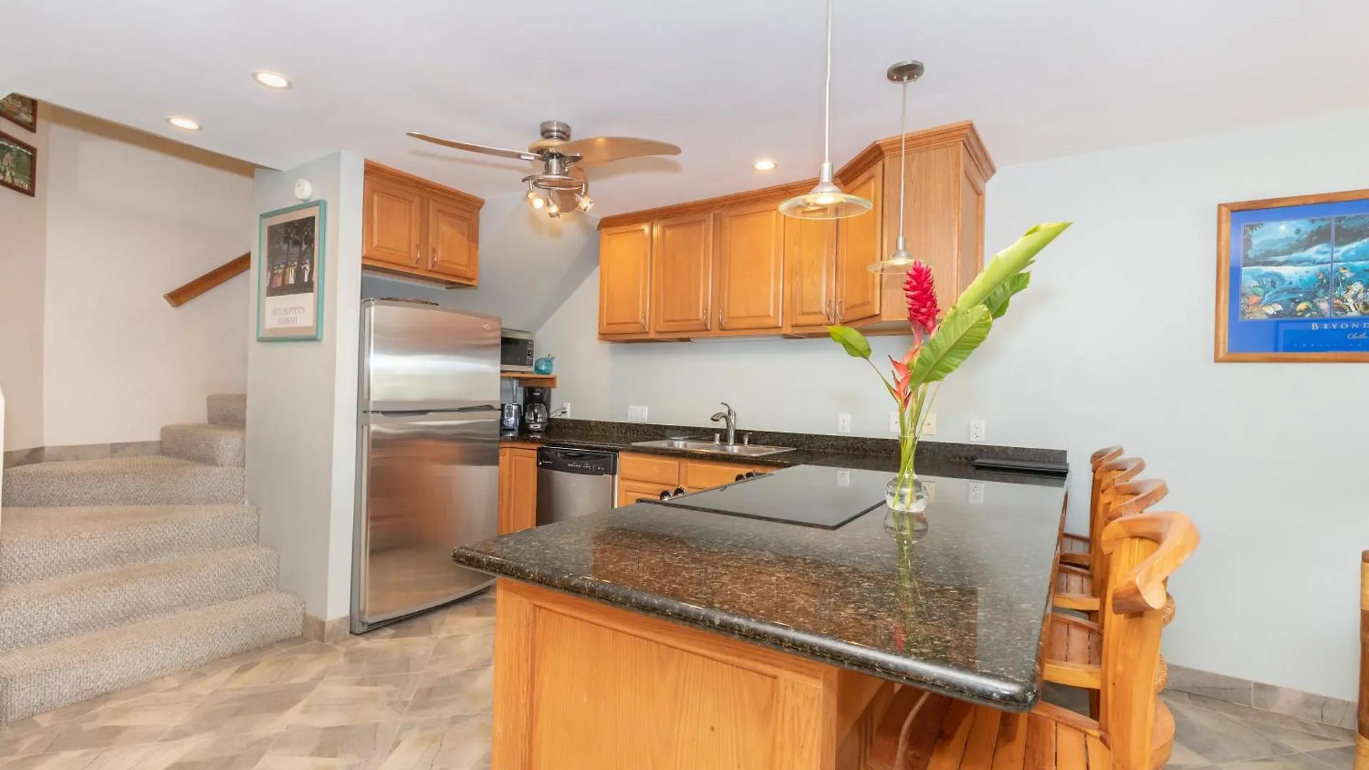 Views & Ac! Ks B6- Sullivan Kahana Holiday home