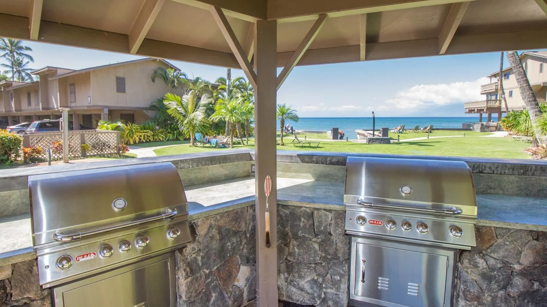 Views & Ac! Ks B6- Sullivan Kahana Holiday home